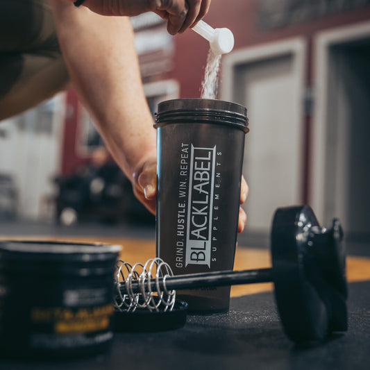 28 oz Shaker Bottle for Fitness and Hydration