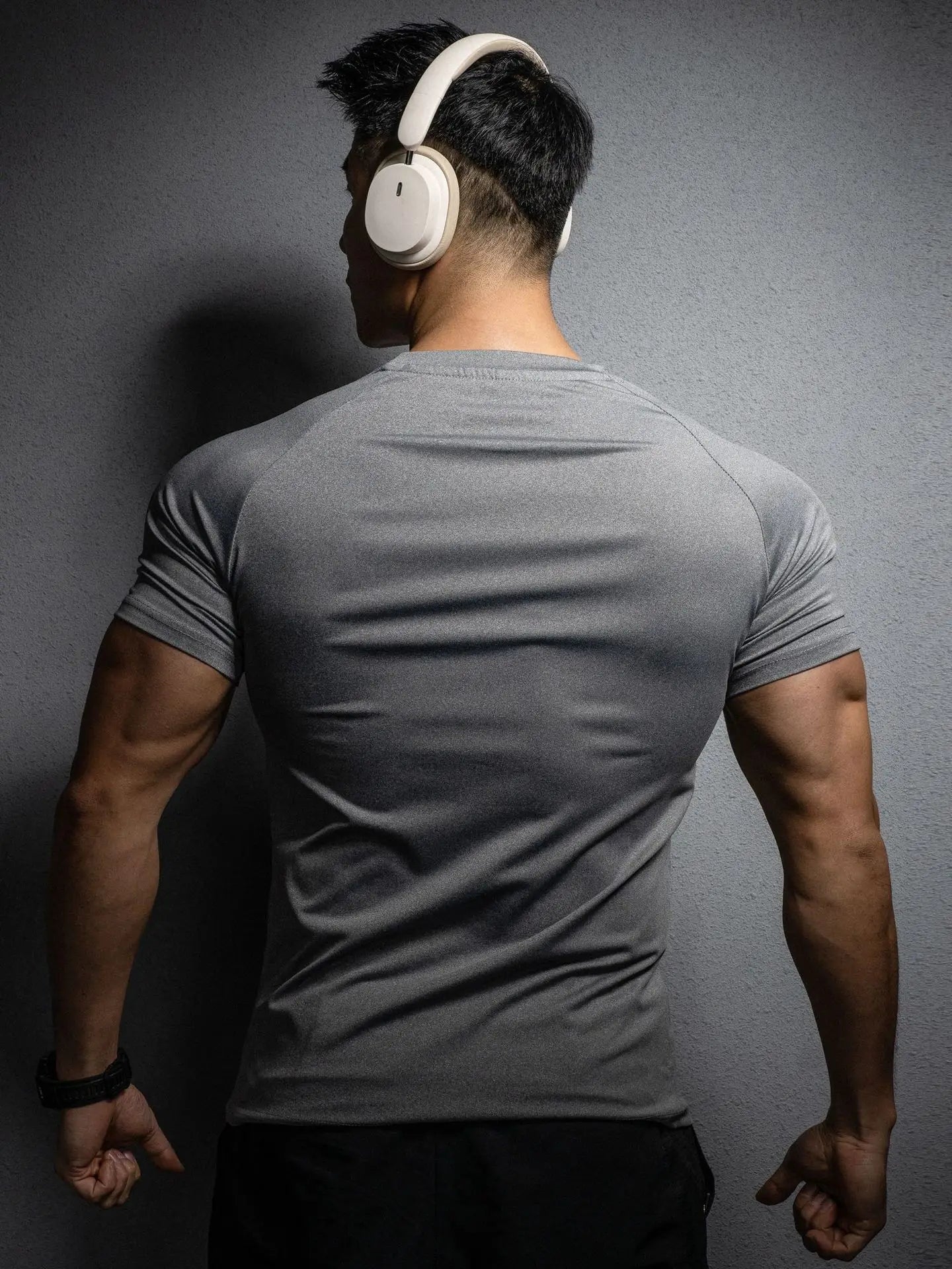 Men's High Performance Athletic T-Shirt for Workouts